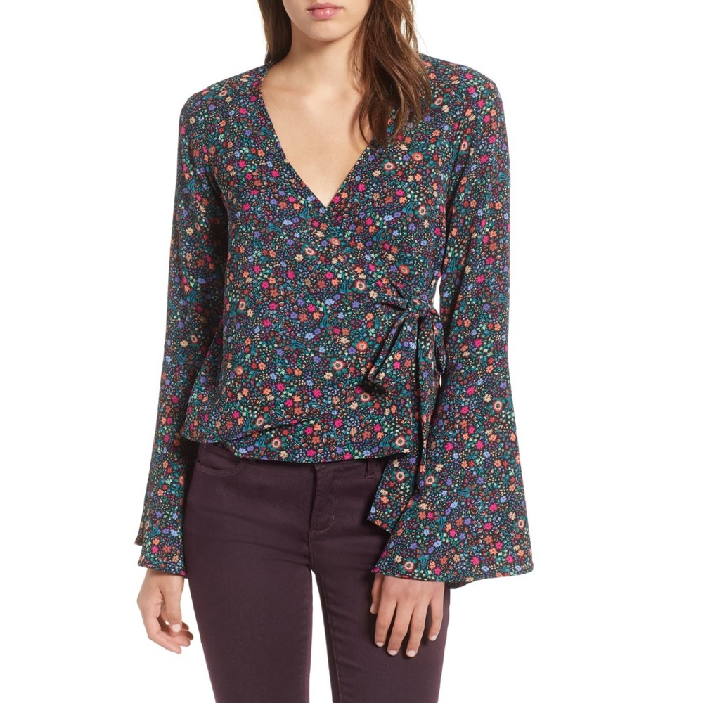 Nordstrom Chloe & Katie bell sleeve wrap blouse